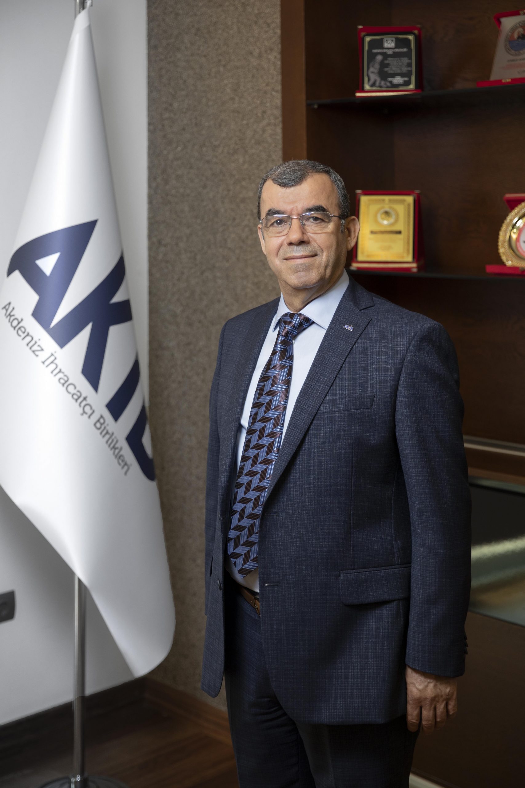 AKİB’DEN TÜRKİYE’NİN İHRACAT HAMLESİNE GÜÇLÜ DESTEK
