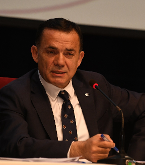 Başkan Özyiğit, “2 ayda 17 bin 500 metrekarelik alanı Belediyemize kazandırdık”