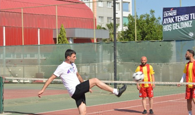 Yenişehir Belediyesi 19 Mayıs Ayak Tenisi Turnuvası başladı