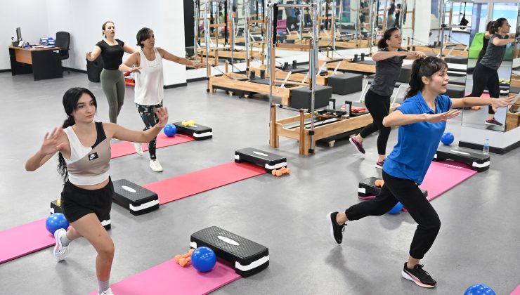 MERSİN BÜYÜKŞEHİR’DEN KADINLARA ÜCRETSİZ PİLATES DESTEĞİ KADINLAR BÜYÜKŞEHİR İLE SAĞLIKLI BİR HAYATA ‘MERHABA’ DİYOR