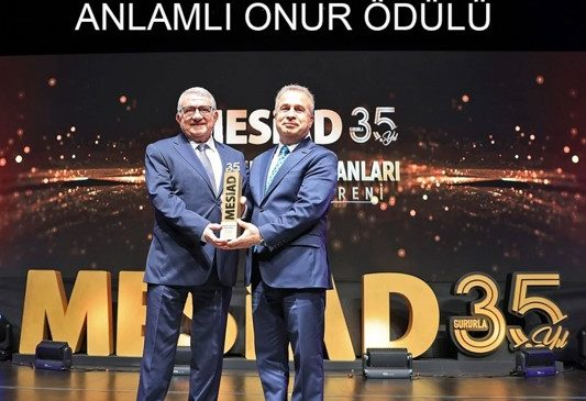 Mersin Ticaret Borsası Başkanı Ö. Abdullah Özdemir;e Onur Ödülü
